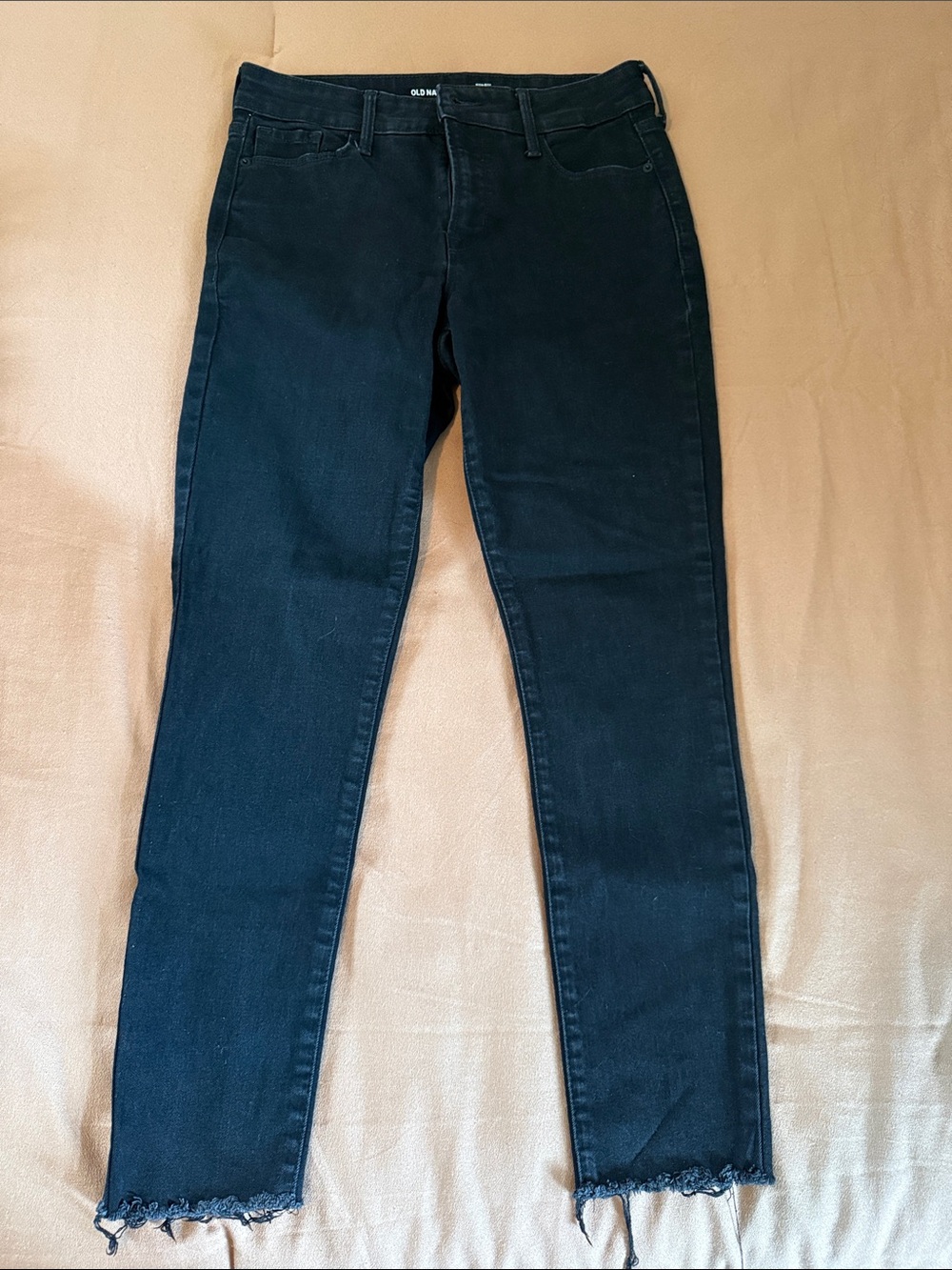Old Navy Women's Black Skinny Jeans - high rise, power slim straight, size 4